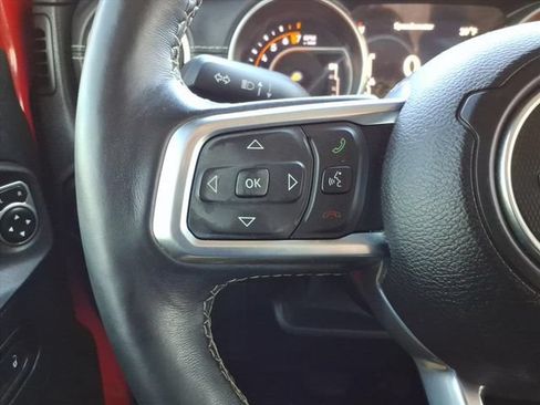 Used 2018 Jeep Wrangler Unlimited Sahara AWD/4WD image 37