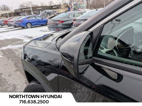 Used 2018 Jeep Compass Latitude w/ Popular Equipment Group image 38