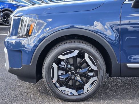 New 2025 Kia Telluride EX w/ EX Captain's Chair Package image 5
