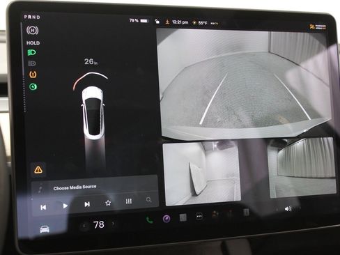 Used 2021 Tesla Model 3 Standard Range Plus image 15