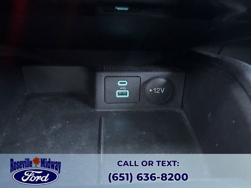 Used 2022 Ford Escape SE w/ Cold Weather Package image 16
