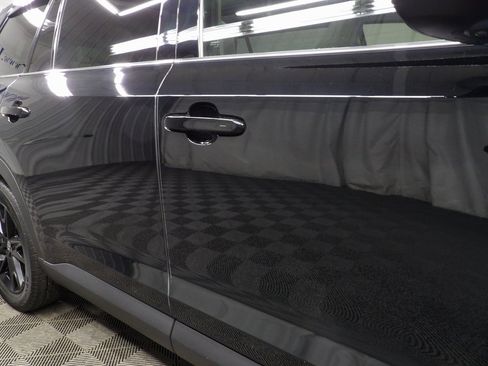 Used 2025 Toyota Grand Highlander AWD image 30