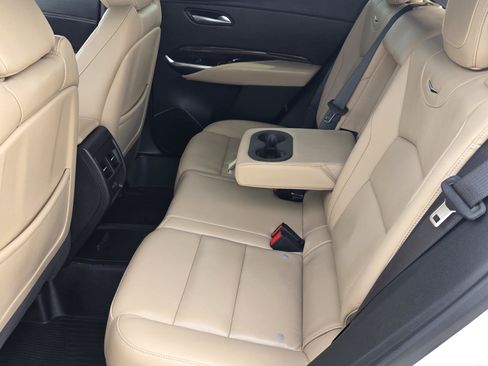 Certified 2025 Cadillac XT4 Premium Luxury w/ Cold Weather Package FWD image 26