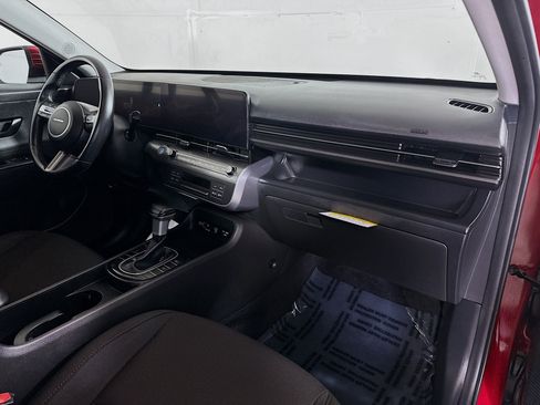 Certified 2025 Hyundai Kona SEL AWD/4WD image 26