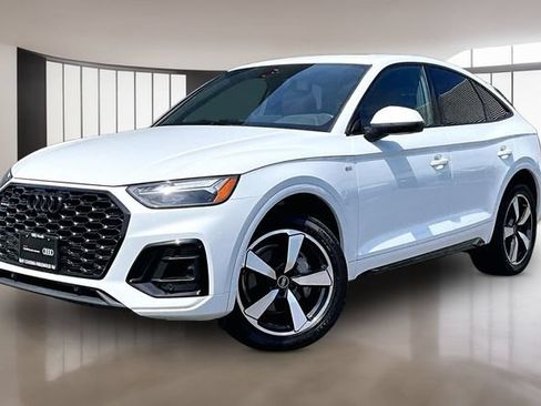 Used 2023 Audi Q5 2.0T Premium Plus w/ Premium Plus Package AWD/4WD image 3