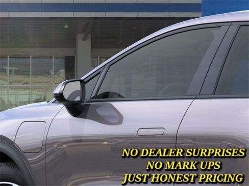 New 2026 Chevrolet Equinox EV LT image 12