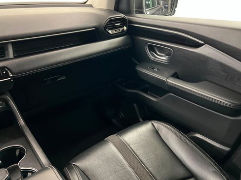 Used 2023 Honda Pilot EX-L image 10