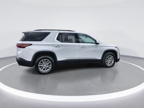 Used 2023 Chevrolet Traverse LT AWD/4WD image 8