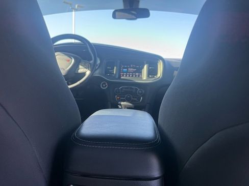 Used 2022 Dodge Charger SXT w/ Blacktop Package image 21