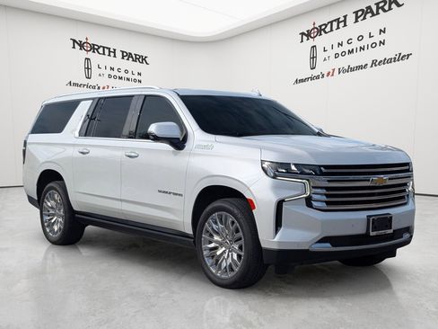 Used 2024 Chevrolet Suburban High Country w/ Max Trailering Package AWD/4WD image 4