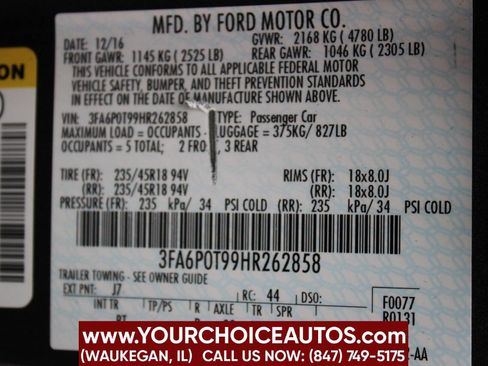 Used 2017 Ford Fusion SE image 33