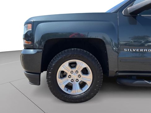 Used 2017 Chevrolet Silverado 1500 LT w/ All Star Edition AWD/4WD image 9