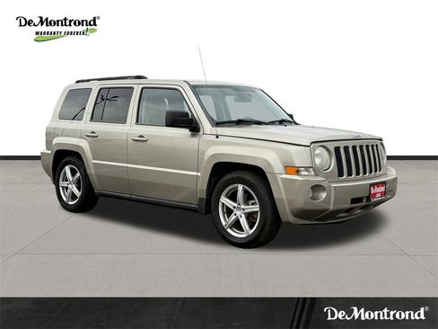 Used 2010 Jeep Patriot Sport image 3