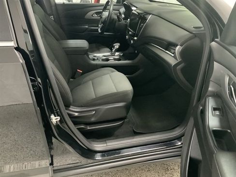 Used 2023 Chevrolet Traverse LT AWD/4WD image 20