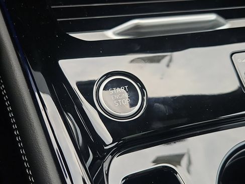New 2026 Audi Q3 quattro 2.0T AWD/4WD image 16