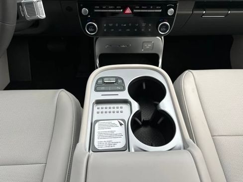 New 2026 Hyundai Ioniq 9 SEL image 28