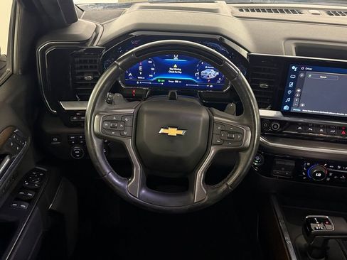 Used 2024 Chevrolet Silverado 1500 High Country AWD/4WD image 14