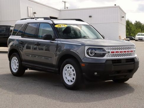 New 2025 Ford Bronco Sport Heritage w/ Convenience Package image 3