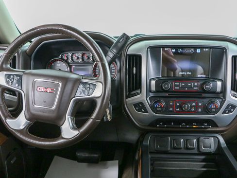 Used 2015 GMC Sierra 1500 SLT w/ SLT Crew Cab Value Package AWD/4WD image 18