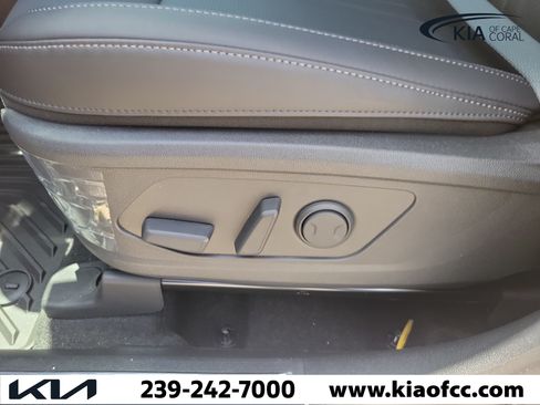 New 2026 Kia Sorento EX FWD image 21