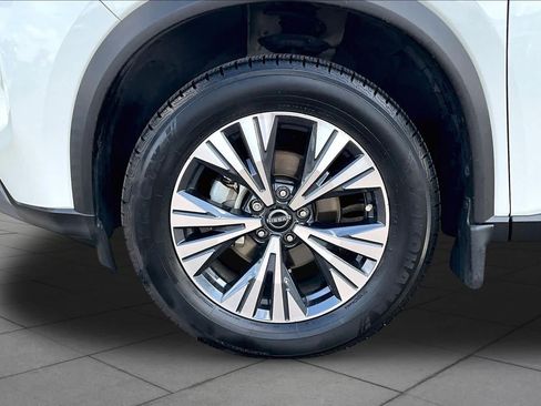 Certified 2023 Nissan Rogue SV w/ SV Premium B Package FWD image 10