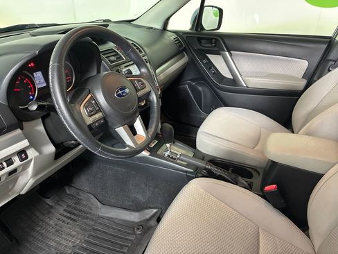 Used 2017 Subaru Forester 2.5i Premium w/ All-Weather Package image 21