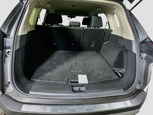 Used 2023 Nissan Rogue SV FWD image 27
