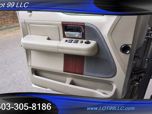 Used 2005 Ford F150 Lariat image 25