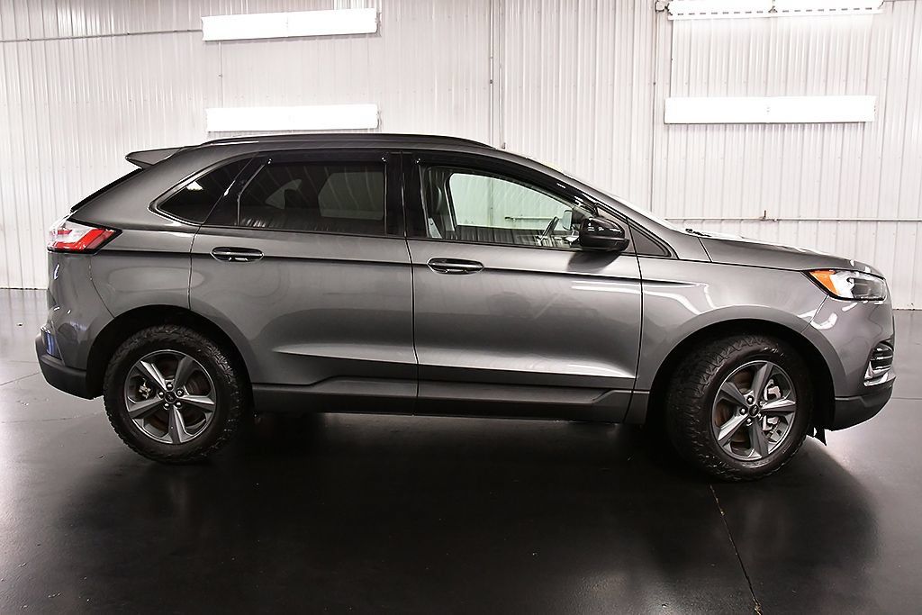 Used 2023 Ford Edge SEL w/ Sport Appearance Package AWD/4WD image 8