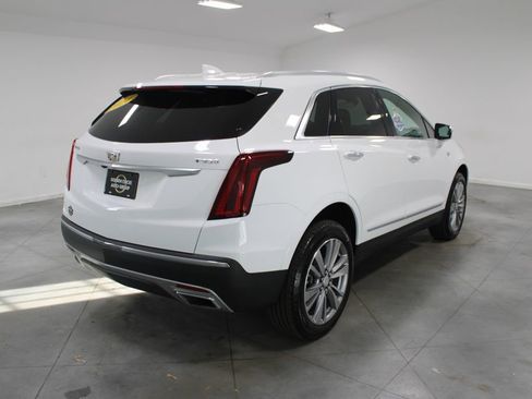 Used 2024 Cadillac XT5 Premium Luxury image 9
