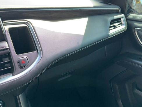 Used 2021 Chevrolet Suburban LS image 32