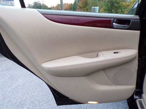 Used 2003 Lexus ES 330 image 25