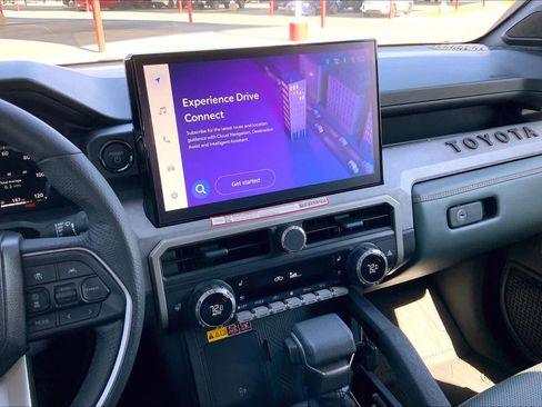 Used 2024 Toyota Tacoma 4x4 Double Cab Hybrid image 7