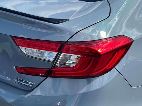 Used 2022 Honda Accord Sport Special Edition image 11
