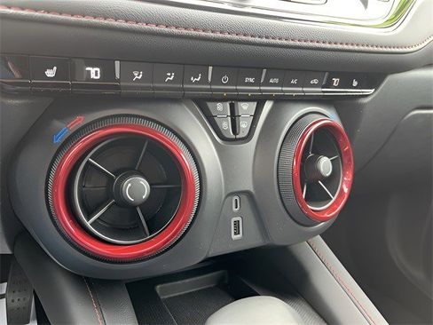 Certified 2025 Chevrolet Blazer RS image 17