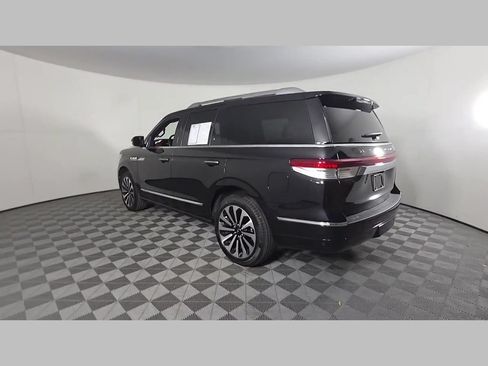 Used 2024 Lincoln Navigator Reserve AWD/4WD image 46
