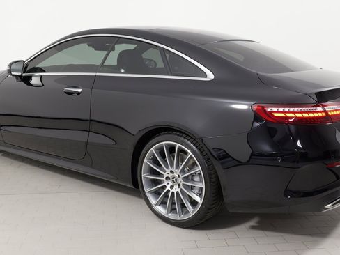 Used 2022 Mercedes-Benz E 450 Coupe image 17