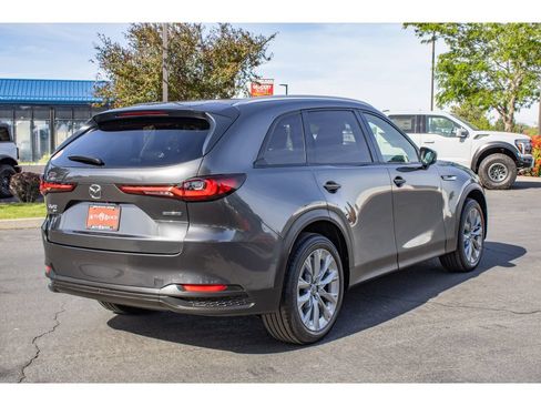 Used 2026 MAZDA CX-90 3.3 Turbo w/ Preferred Package AWD/4WD image 8