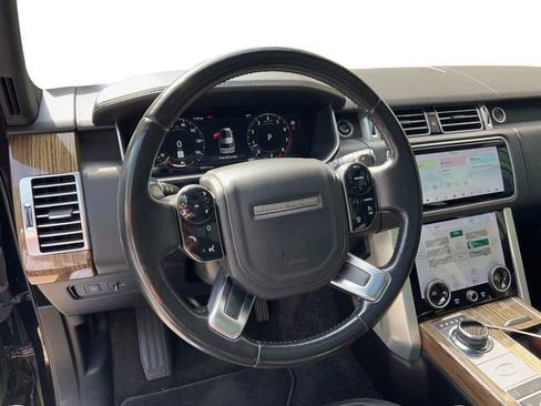 Used 2019 Land Rover Range Rover HSE image 11