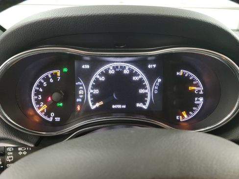 Used 2020 Jeep Grand Cherokee Laredo w/ 18" Wheel & 8.4" Radio Group image 17