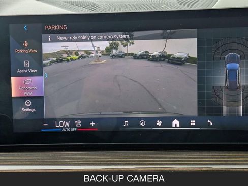 Used 2025 BMW X5 xDrive50e image 18