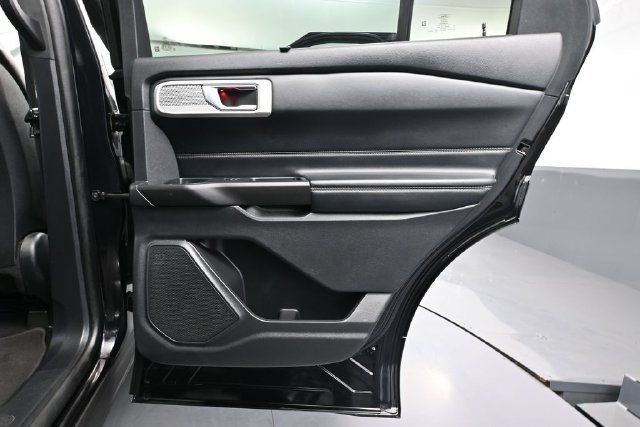 Used 2020 Ford Explorer Limited AWD/4WD image 39