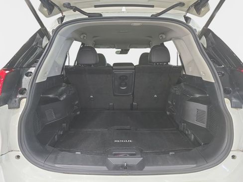 Used 2020 Nissan Rogue SL FWD image 29