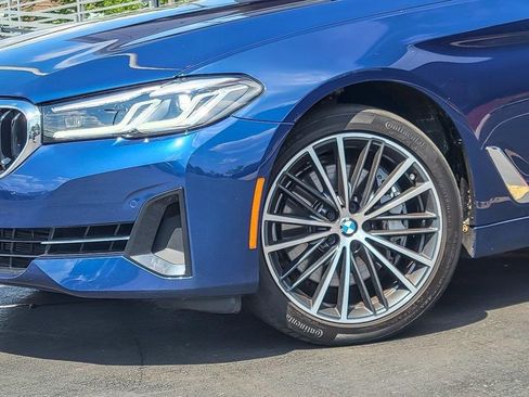 Used 2022 BMW 540i xDrive w/ Premium Package image 3