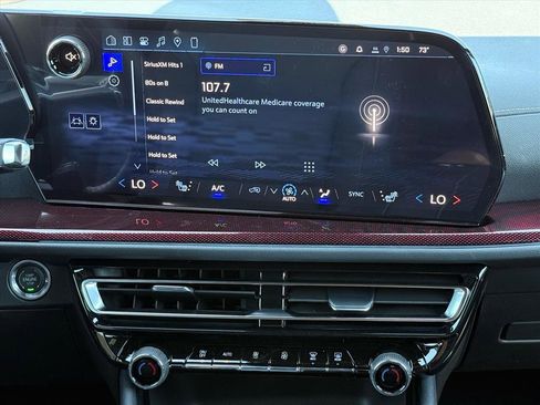 New 2026 Chevrolet Traverse Z71 w/ Enhanced Driving Package AWD/4WD image 18