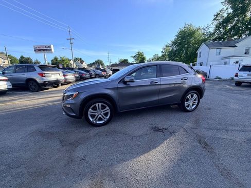 Used 2017 Mercedes-Benz GLA 250 4MATIC image 41