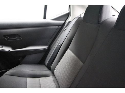 Used 2025 Nissan Sentra SV w/ All-Weather Package image 9