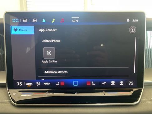 Certified 2025 Volkswagen Tiguan SE R-Line image 19