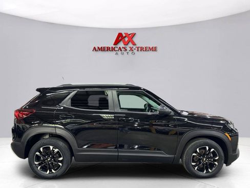 Used 2021 Chevrolet TrailBlazer LT w/ Convenience Package FWD image 6