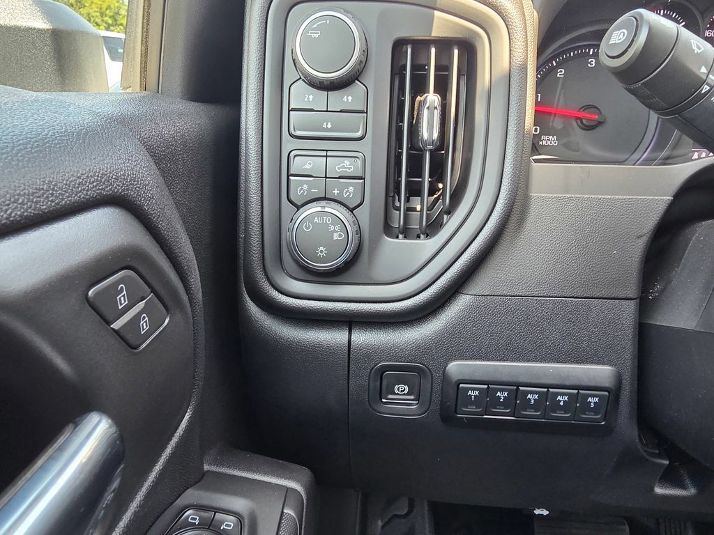New 2026 Chevrolet Silverado 3500 W/T w/ WT Convenience Package AWD/4WD image 30